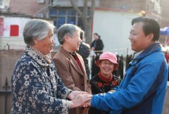<b>“帮大哥”：河北长者娘家人”</b>